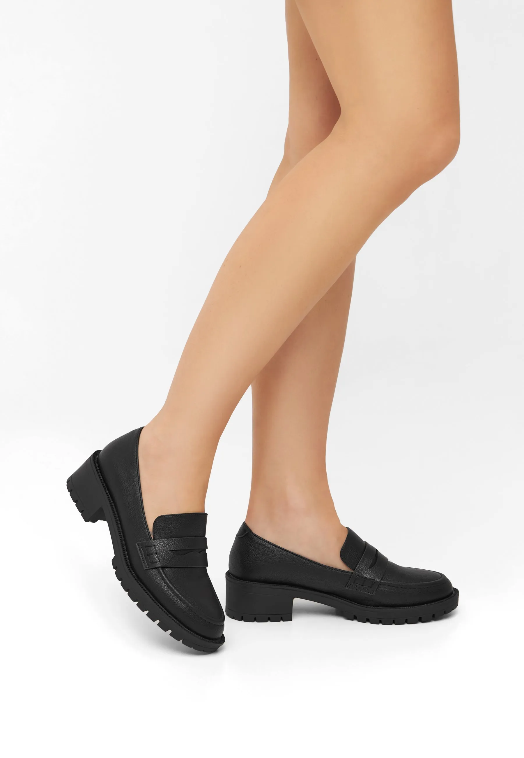 Biapearl Black Loafers