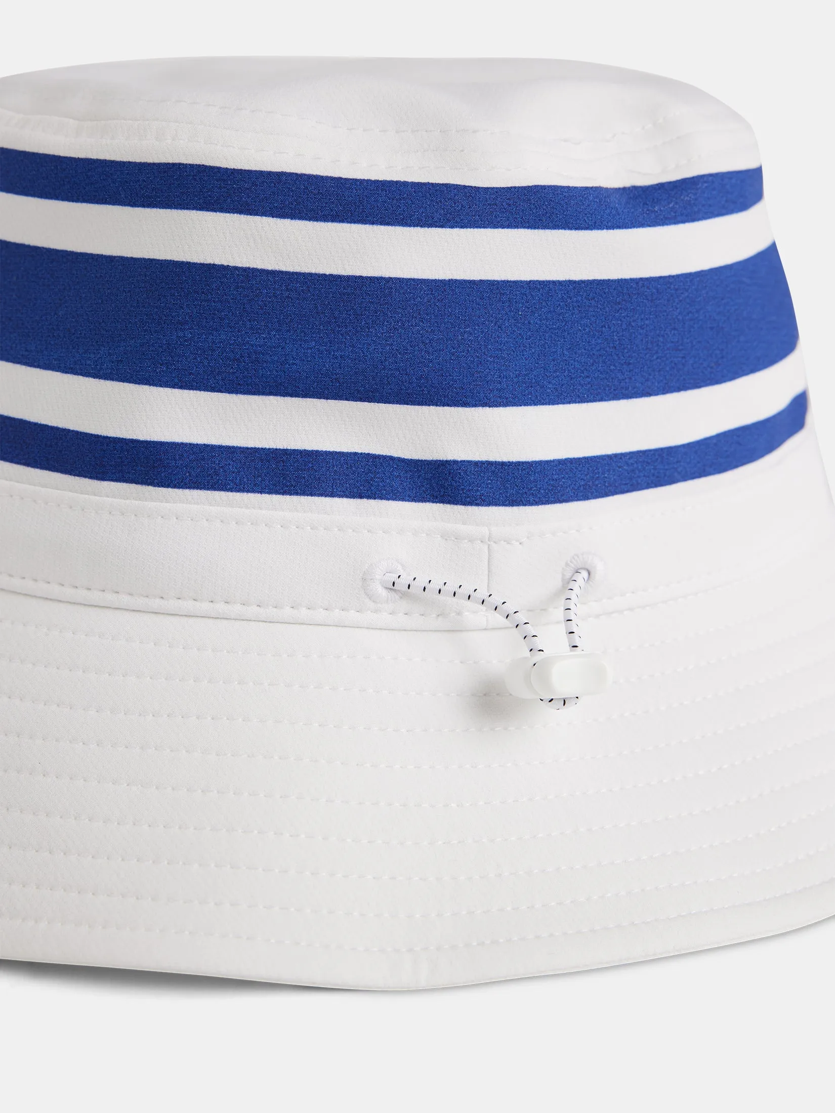 Deacon Bucket Hat / White