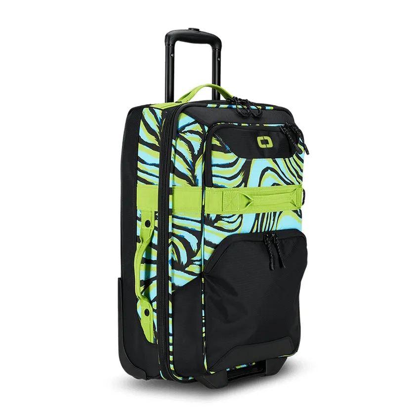 Ogio Alpha Layover Rolling Suitcase/Luggage